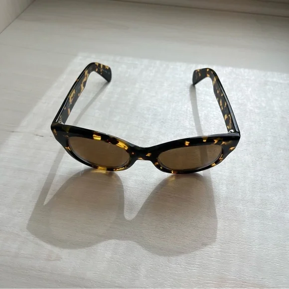 Oliver Peoples - Jacey Sunglasses - Picture 5 of 6